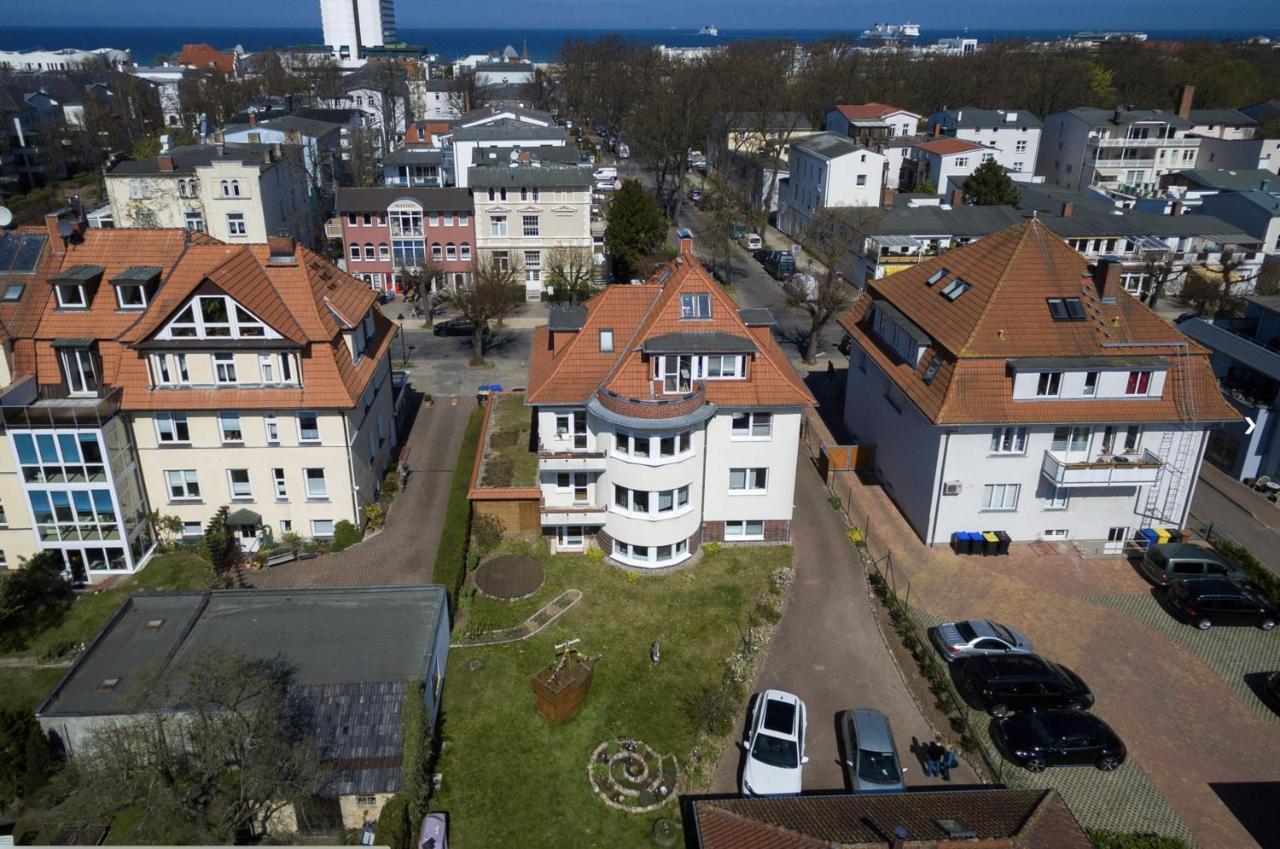 Ferienwohnungen Warnemuende Rostock Esterno foto
